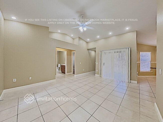 Foto del edificio - 409 Blackbird Way