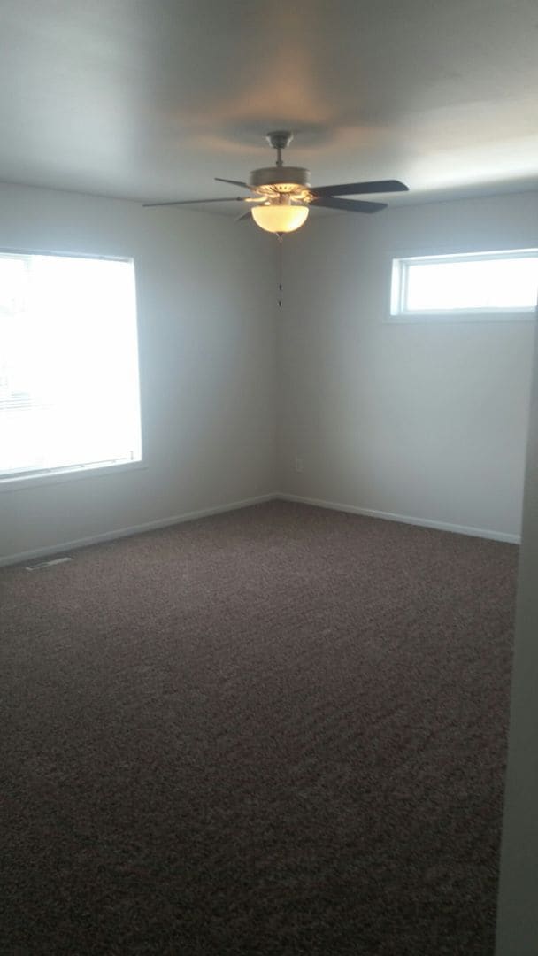 Building Photo - 3 Bed 3 Bath Single Family Home
