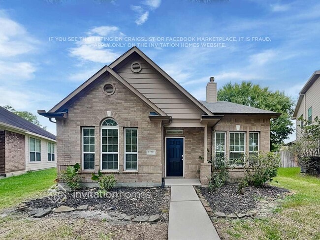 Building Photo - 17247 Marquette Point Ln