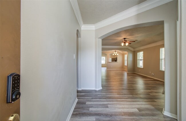 Foto del edificio - 2367 Keegan Hollow Ln