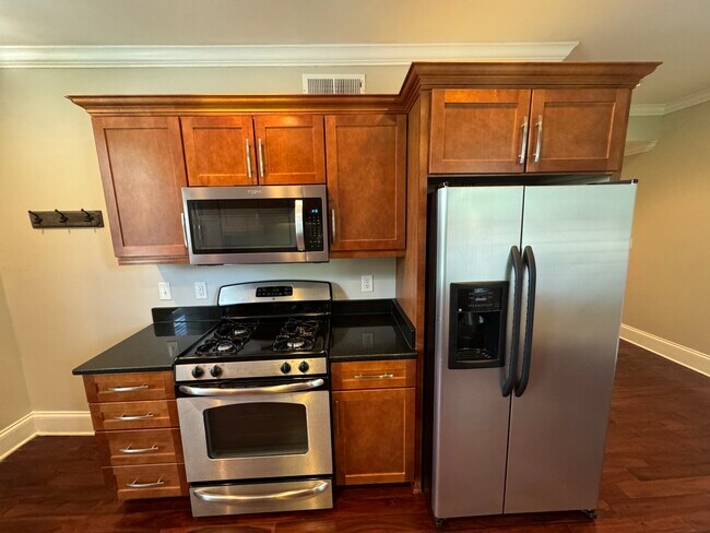 Foto del edificio - 1231 Bardstown Rd