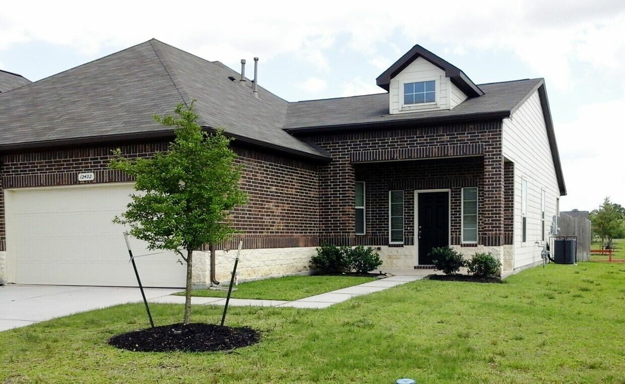 Foto principal - 12402 Maura Lane