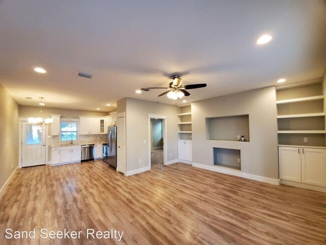 Building Photo - 3 br, 2 bath House - 476 Paradise Blvd.
