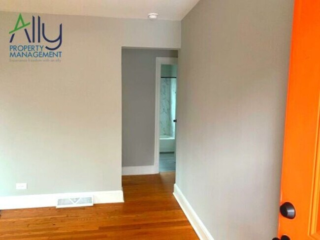 Foto del edificio - 1210 Cherry Ave