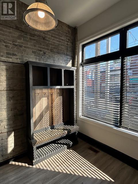 Photo du bâtiment - 726 Gerrard St E