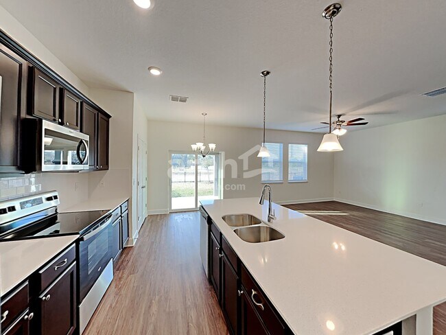 Building Photo - 1012 Walden Woods Dr