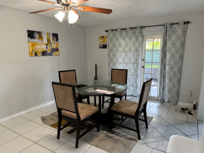 Photo - 548 NW 2nd Way (Deerfield Beach, FL) Apartment