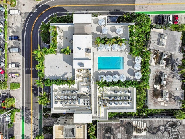 Foto del edificio - 10281 W Bay Harbor Dr