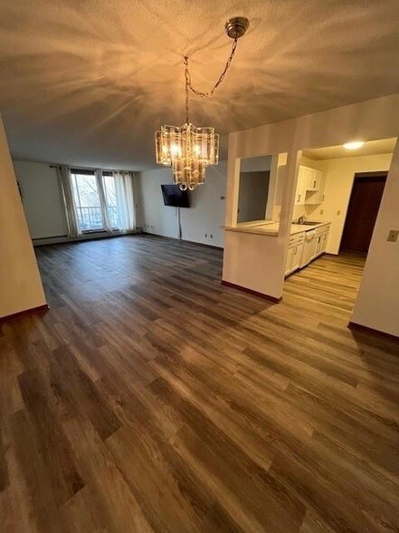 Foto principal - 4625 Minnetonka Blvd