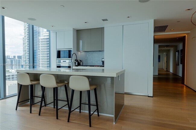 Foto del edificio - 788 NE 23rd St