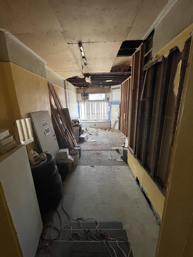 1249 E Chelten Ave Unit Store Front, Philadelphia, PA 19138 Room for