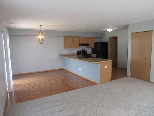 Foto del edificio - 25200 Faraday Rd