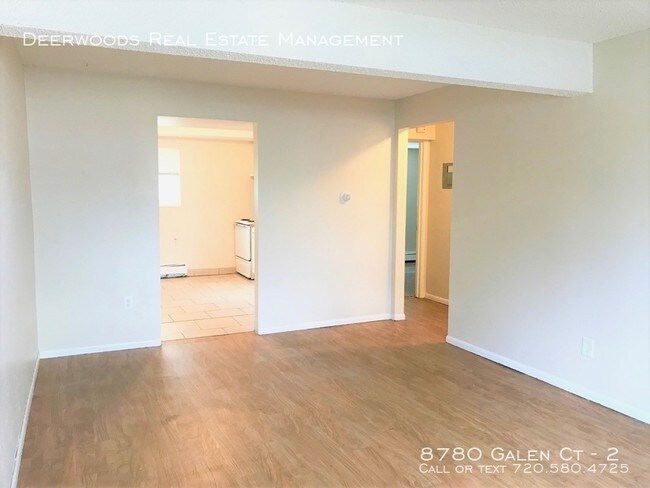 Foto del edificio - 8780 Galen Ct