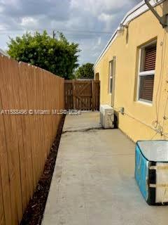 Building Photo - 9440 SW 36th St