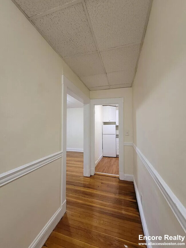 Foto del edificio - 364 Riverway