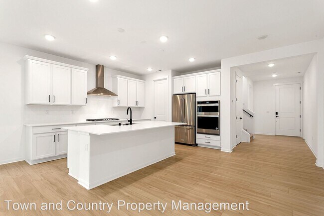 Building Photo - 4 br, 3 bath House - 4430 Hibiscus Circle SW