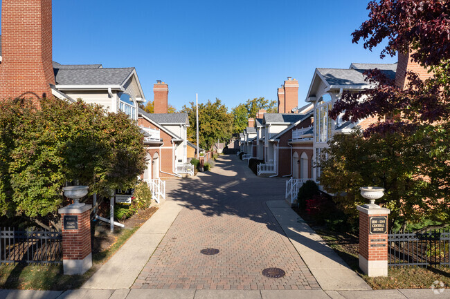 Building Photo - Wilmette Village Commons