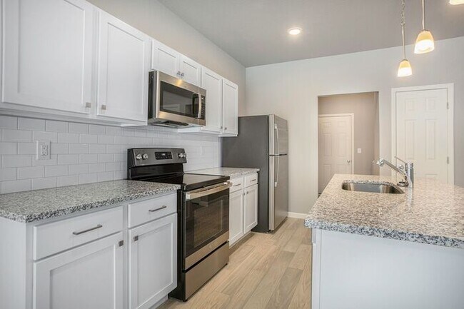 Building Photo - 3548 E Sedge Wren Dr