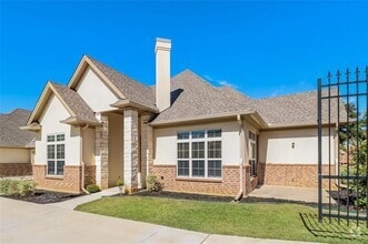 Building Photo - 8821 Creek Run Rd