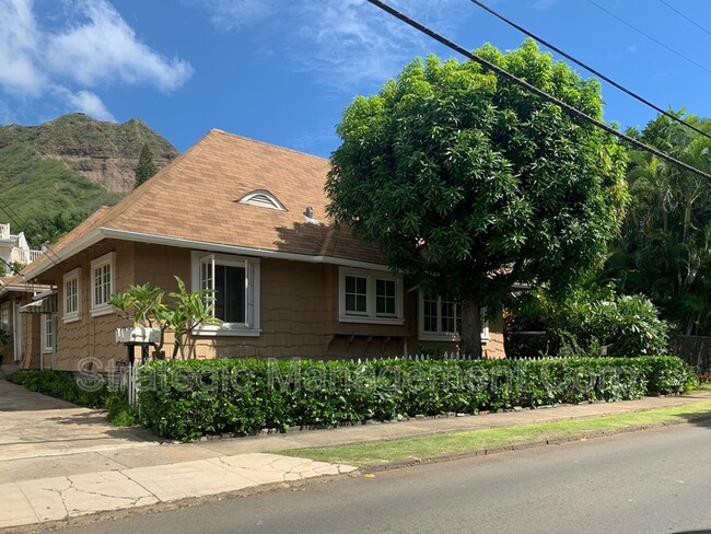 Foto del edificio - 3040 Diamond Head Rd