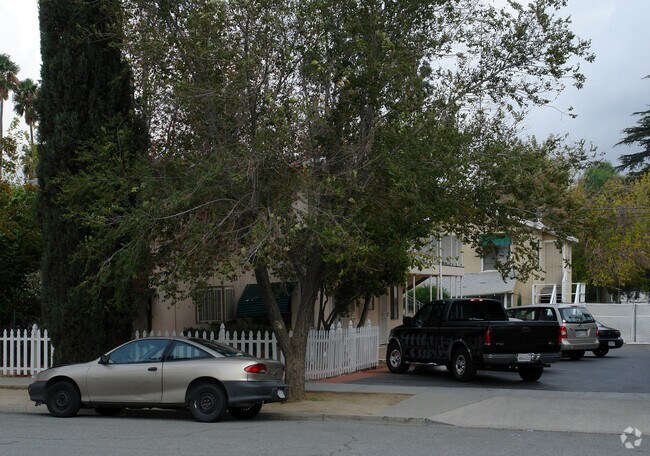 Foto del edificio - 368 N 3rd St