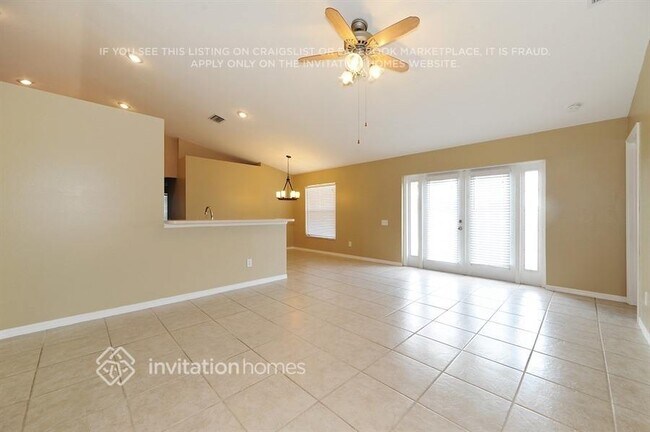 Foto del edificio - 12001 Colonial Estates Ln