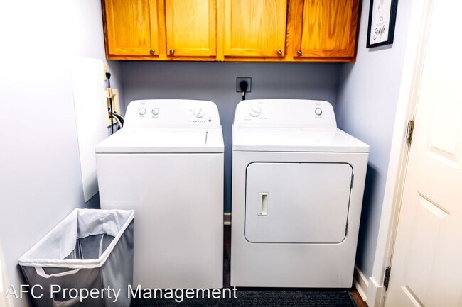 Foto del edificio - 3 br, 2 bath House - 447 N 24th St.