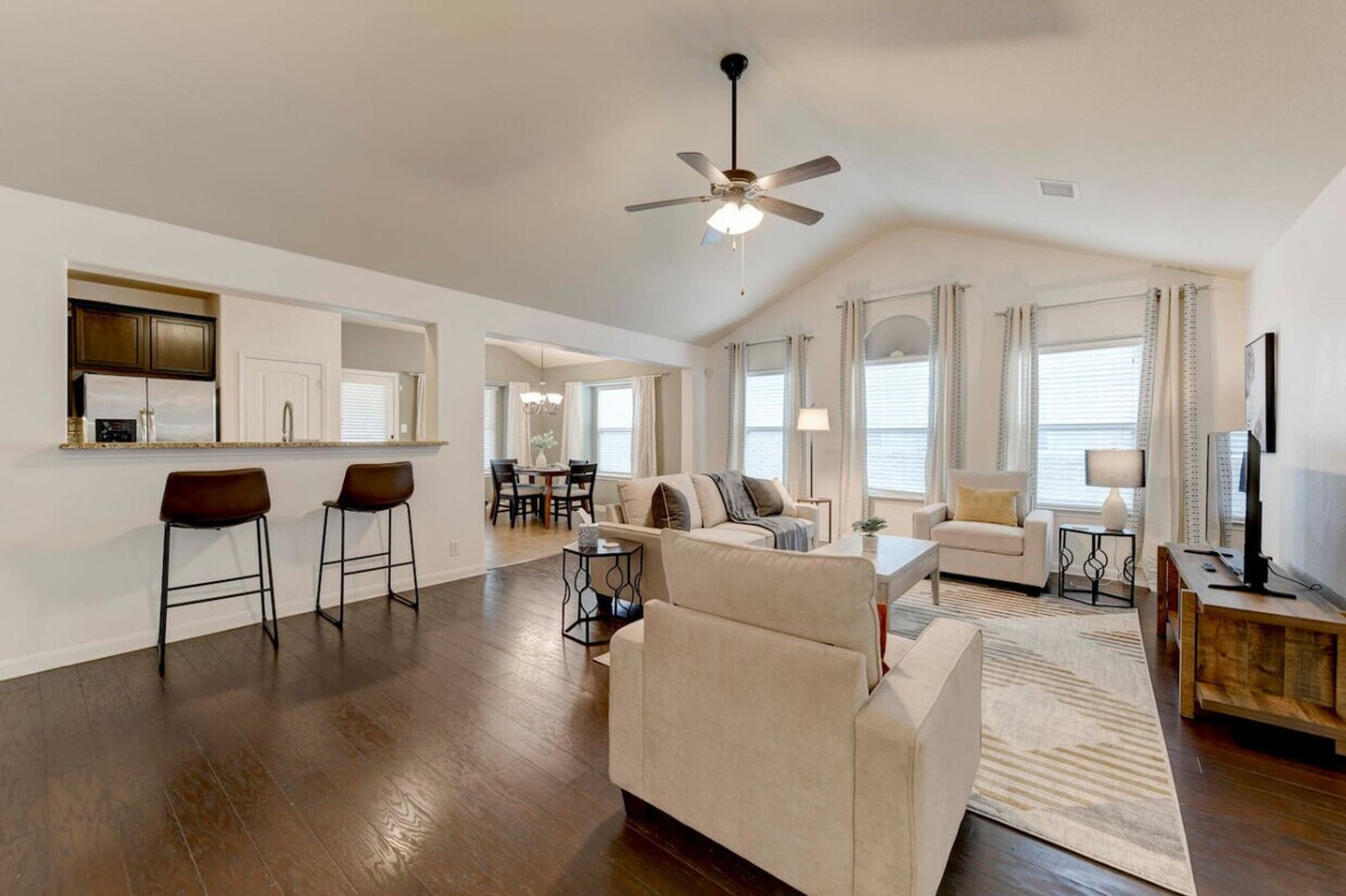 Foto principal - 12500 Ellen Ct