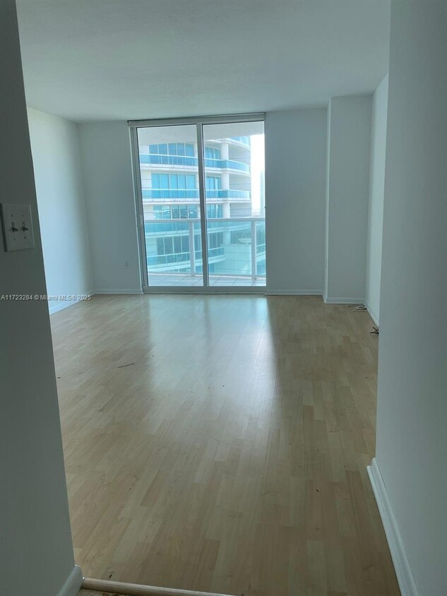 Foto principal - 2101 Brickell Ave