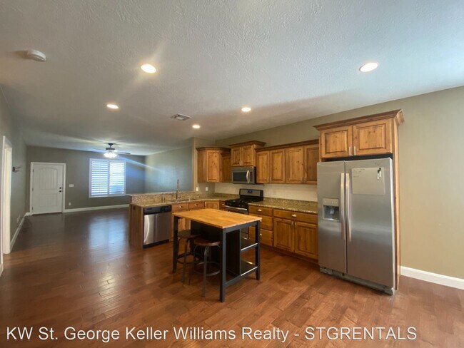 Building Photo - 3 br, 2 bath House - 750 W 350 N