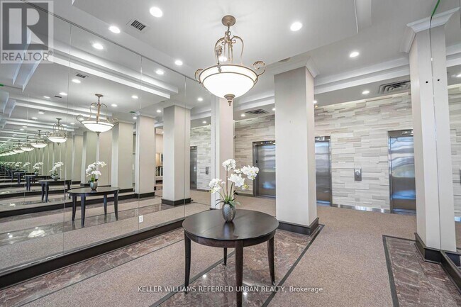 Photo du bâtiment - 21 Overlea Blvd