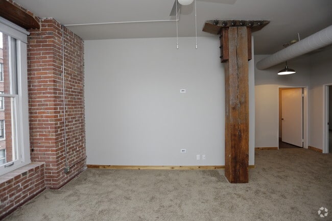 2 Bedroom Askew - The Landings at River Market Loft & Apartm...
