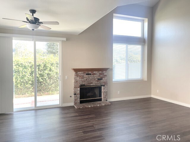 Building Photo - 1683 San Rafael Dr S