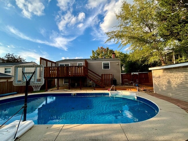 Building Photo - 1754 Harvest Dr