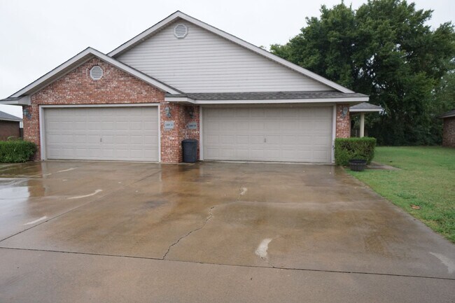 Foto del edificio - 1807 Wilder Ln