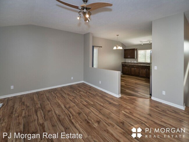 Building Photo - 3 br, 2 bath House - 8228 N 147th St
