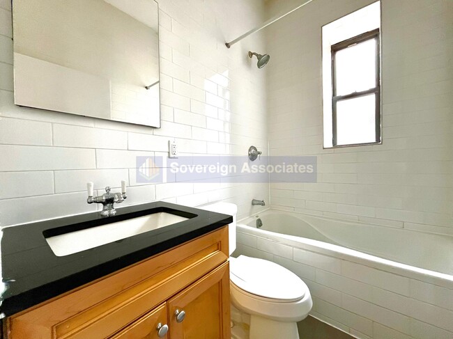 Building Photo - 611 W 137th St