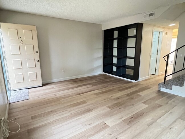 Photo - Spacious 2 bedroom, 1.5 bath townhouse for rent near UCR