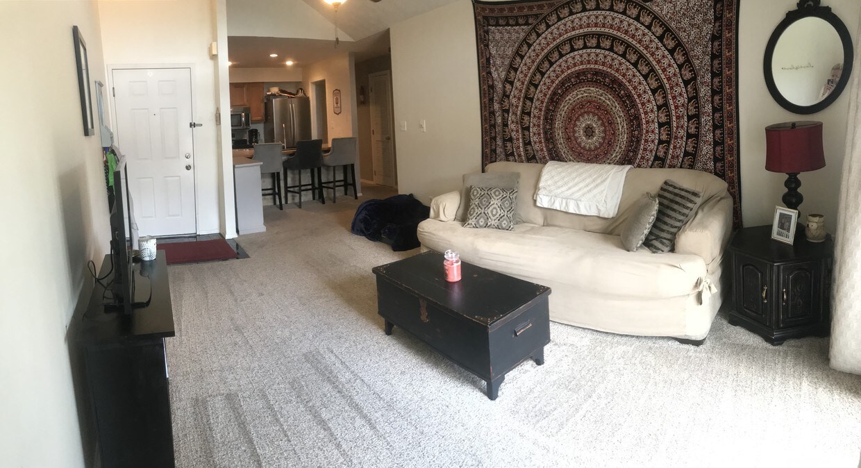 1234 S College Mall Rd, Bloomington, IN 47401 Condo for Rent in