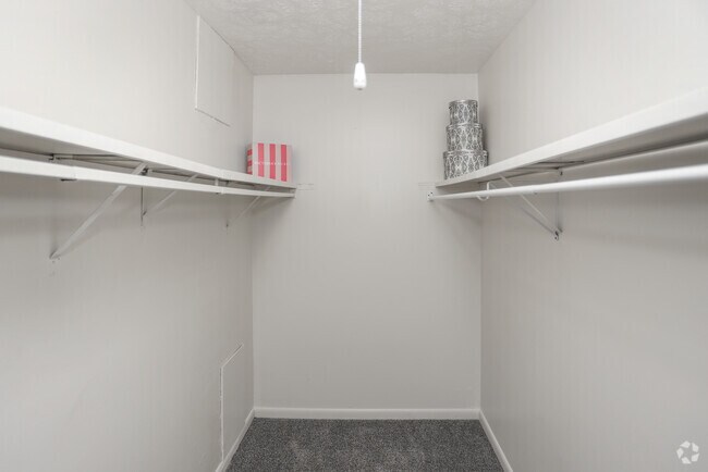 2HAB,1BA - 862 ft² - Woodview Manor Apartments