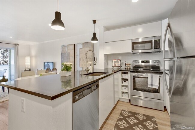 Foto del edificio - 2250 NW 58th St