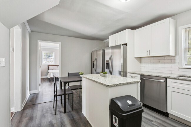 Foto del edificio - 3467 Valley Ridge Terrace SW