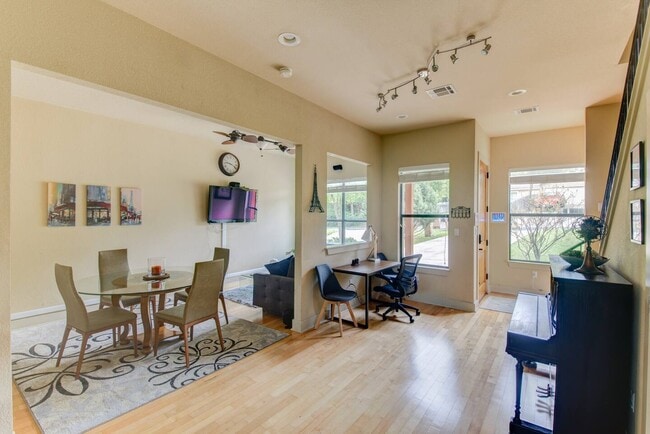 Building Photo - 4616 Windy Brook Dr