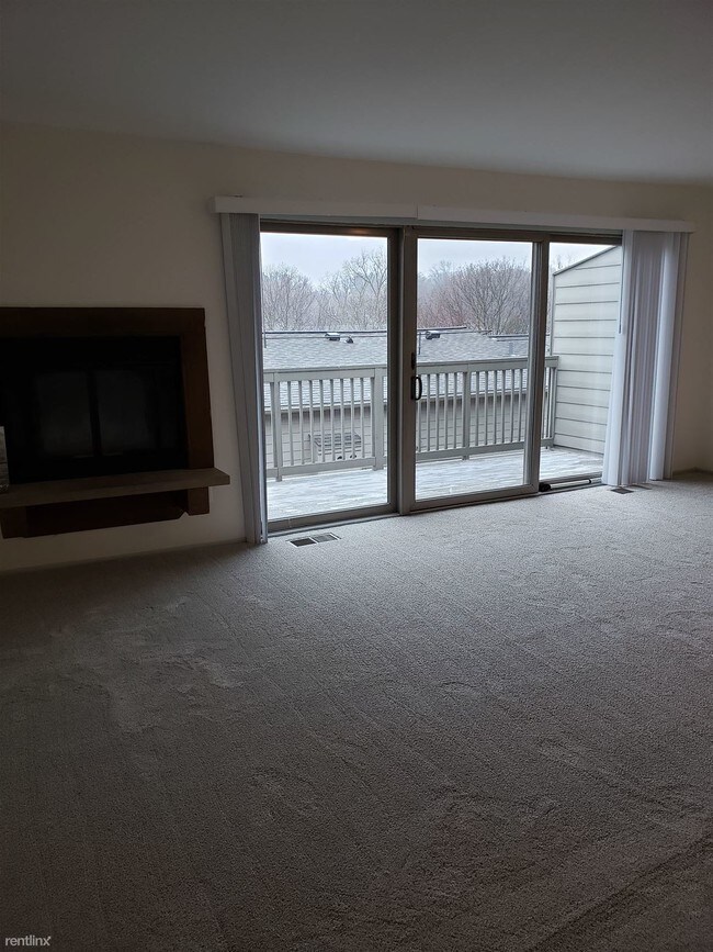 Building Photo - 2 br, 1.5 bath  - 781 Skynob Dr