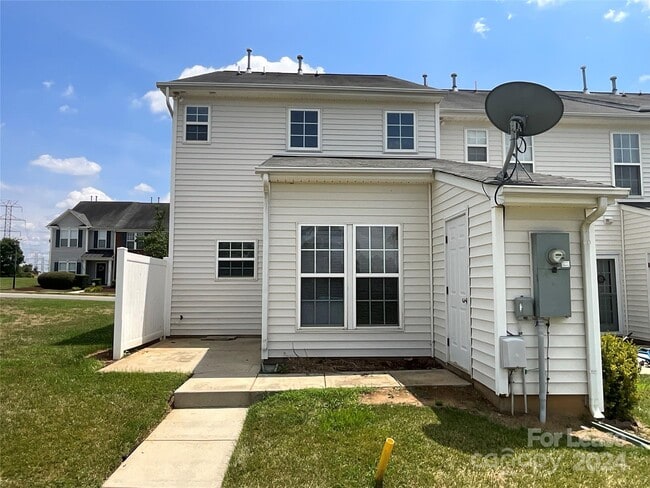Building Photo - 4959 Sunburst Ln