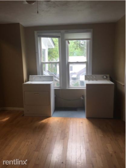 Building Photo - 4 br, 1.5 bath House - 421 Stone Street