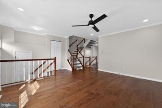Building Photo - 708 Suffield Dr
