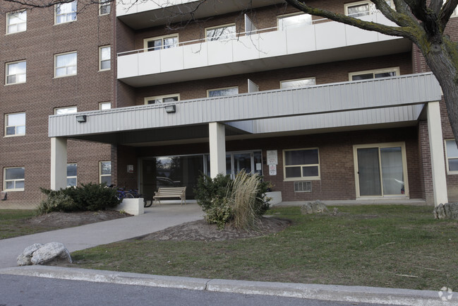 Building Photo - Roxdin Court