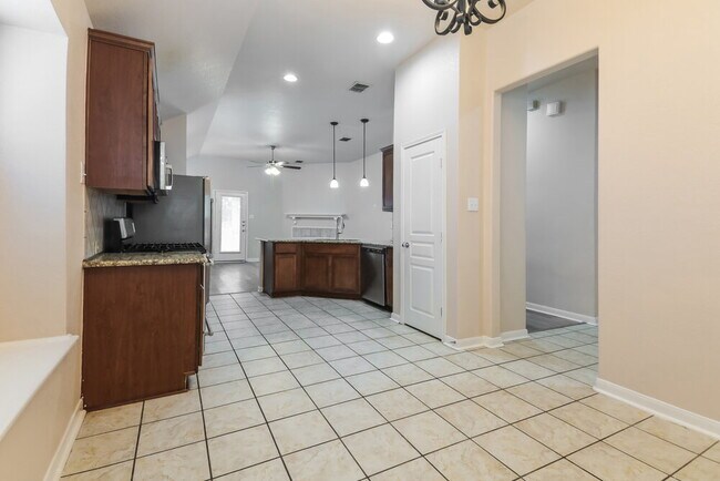 Building Photo - 12153 Angel Food Ln