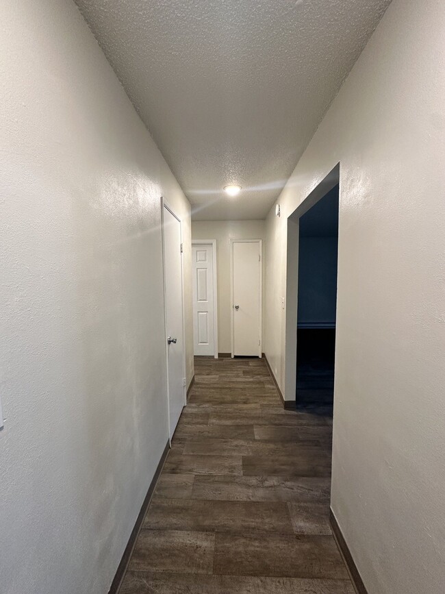 Building Photo - 2 - Bedroom Apartment, Down Stairs, Near T...